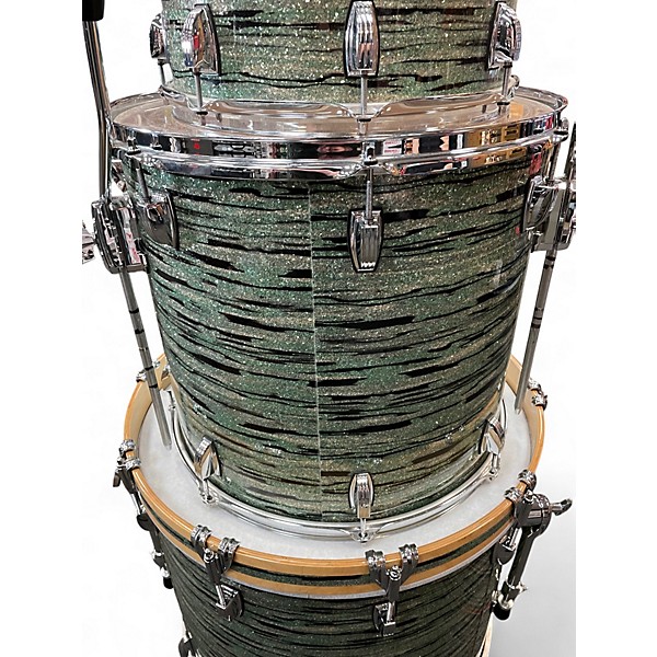 Used Ludwig 3 Piece Custom Classic Maple Mint Oyster Glass Glitter Drum Kit
