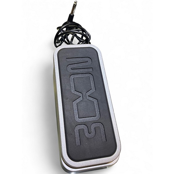 Used Zoom B6 Bass Multi-Effects Processor Effect Processor