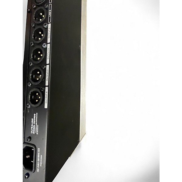 Used Behringer ULTRALINK DS2800 Signal Processor