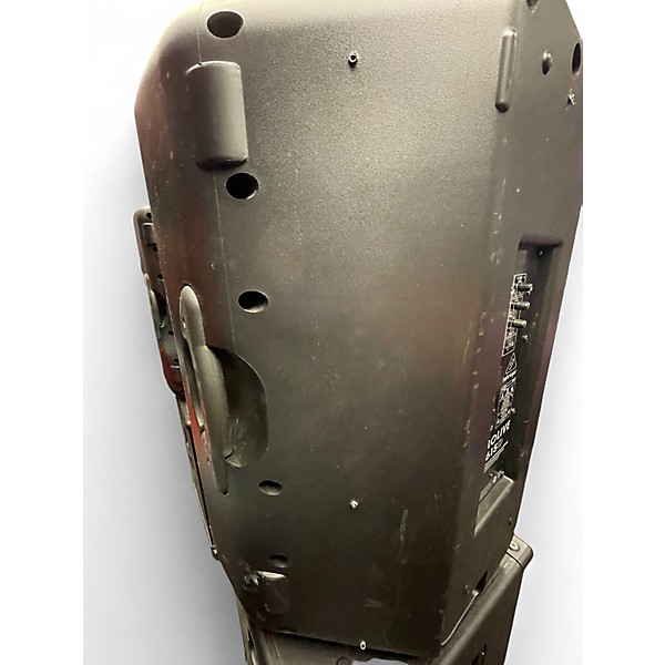 Used Behringer EUROLIVE B615D Powered Speaker