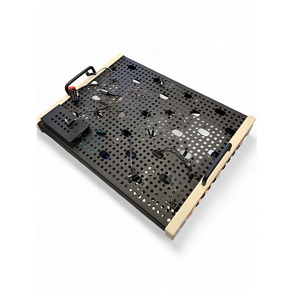 Used Temple Audio Design DUO 17 Pedal Board