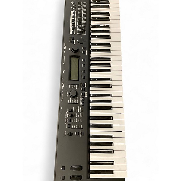 Used 2024 KORG KROSS 2 61 Key Keyboard Workstation