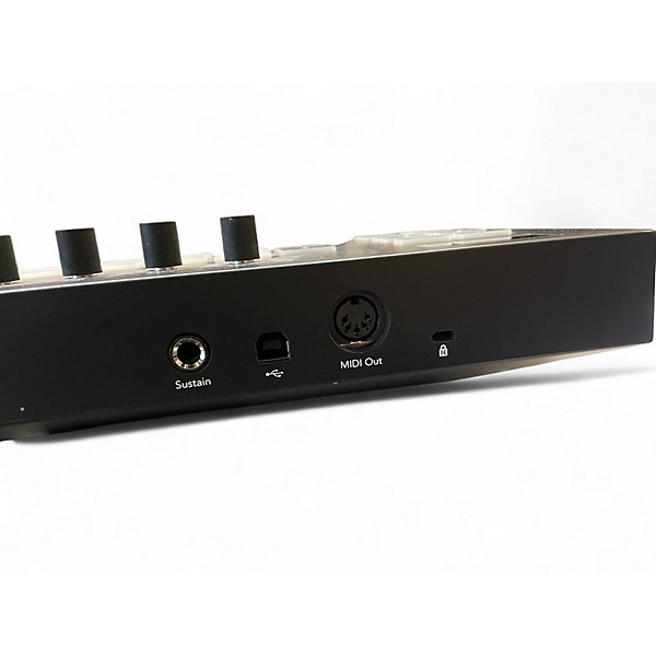 Used Novation Launchkey 25 Key MIDI Controller