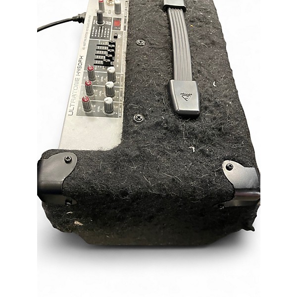 Used Behringer ULTRATONE K450 Keyboard Amp