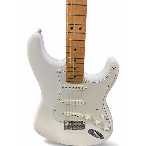 Used Fender PLAYER II STRATOCASTER Arctic White Solid Body Electric Guitar