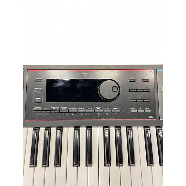 Used Roland JUNO DS 61 Synthesizer