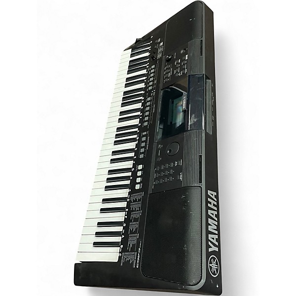 Used Yamaha PSRE463 61 key Portable Keyboard