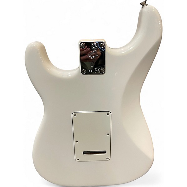 Used Fender Player Stratocaster Polar White Solid Body Electric Guitar