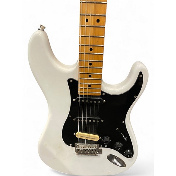 Used Peavey Predator White Solid Body Electric Guitar