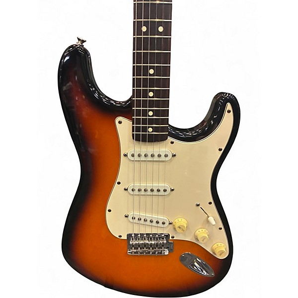 Used Fender 1996 standard stratocaster 2 Color Sunburst Solid Body Electric Guitar