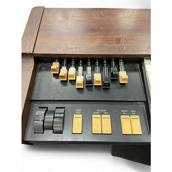 Used Hammond xb2 Organ