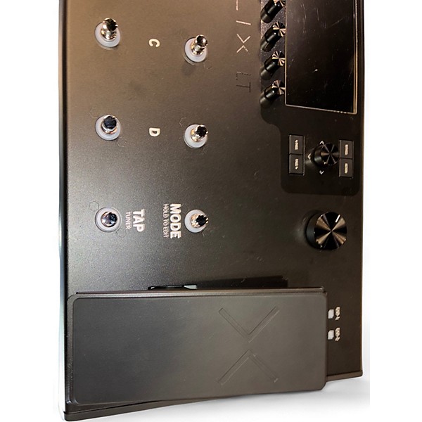 Used Line 6 Helix LT Effect Processor