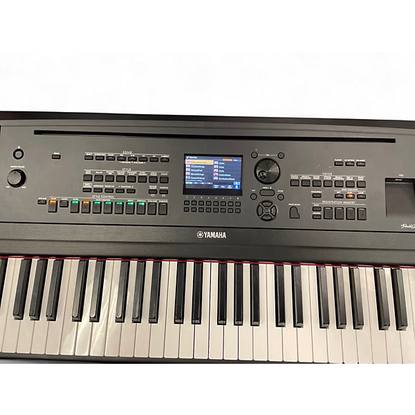 Used Yamaha dgx670 Stage Piano