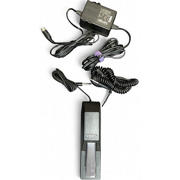 Used KORG Triton Le 61 Key Keyboard Workstation