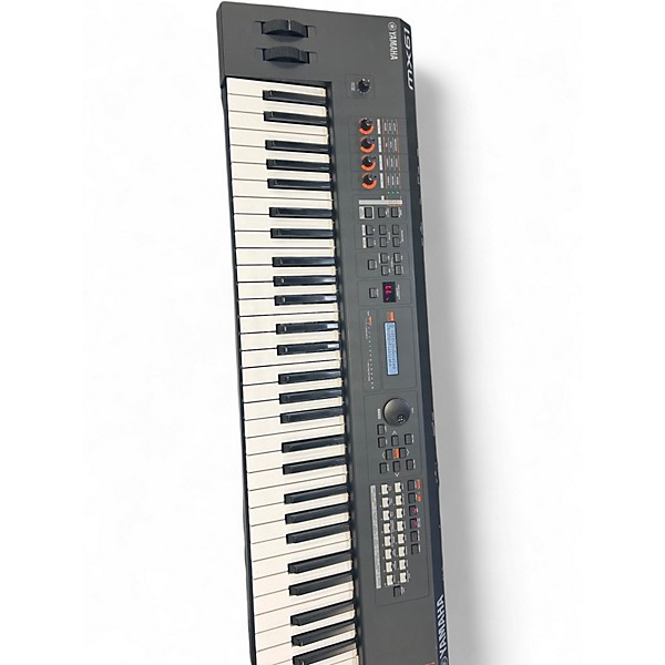 Used Yamaha MX61 61 Key Keyboard Workstation