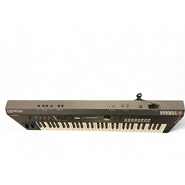 Used Yamaha MX61 61 Key Keyboard Workstation