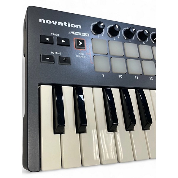 Used Novation  LAUNCHKEY MINI MIDI Controller