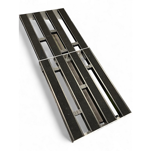 Used D'Addario XPND Pedalboard Pedal Board