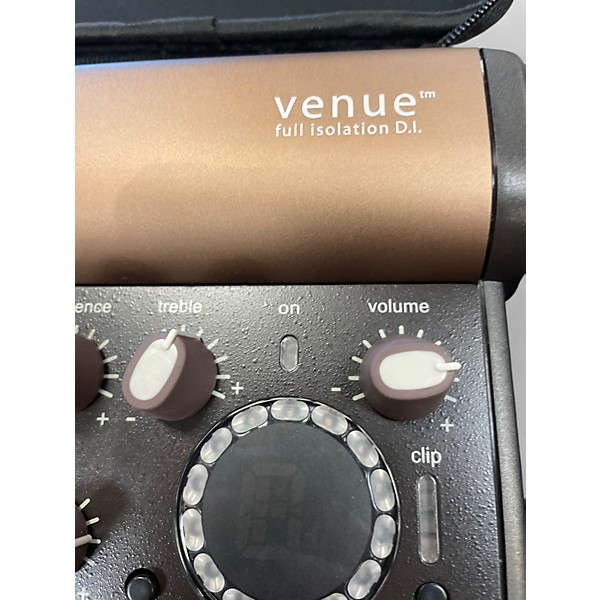 Used LR Baggs Venue DI Direct Box