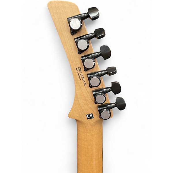 Used Parker Guitars Maxx Fly Alpine White Solid Body Electric Guitar