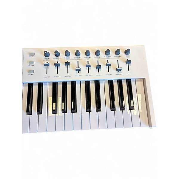 Used Arturia Keylab Essential 61 MK1 MIDI Controller