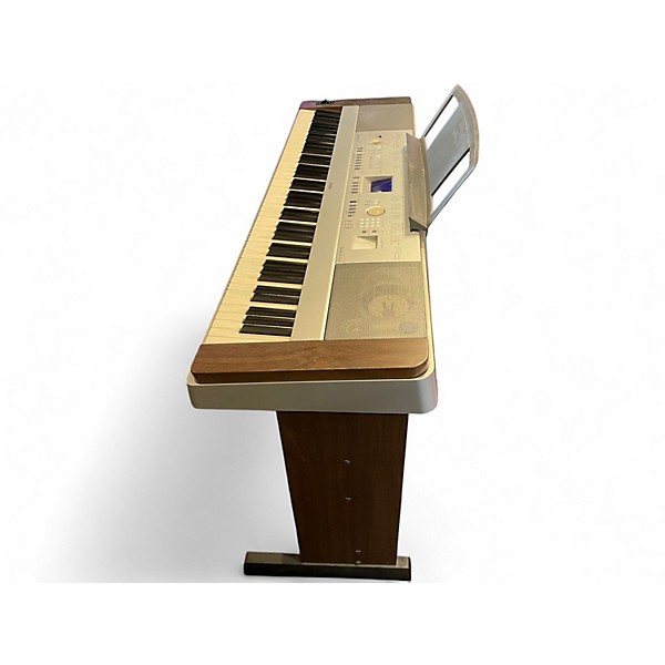 Used Yamaha DGX640 88 Key Digital Piano