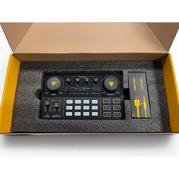 Used maono maonocaster lite DJ Package