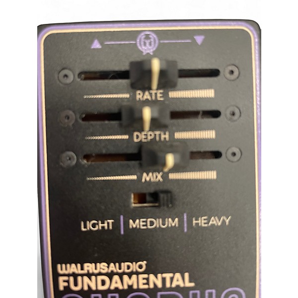 Used Walrus Audio fundamental chorus Effect Pedal