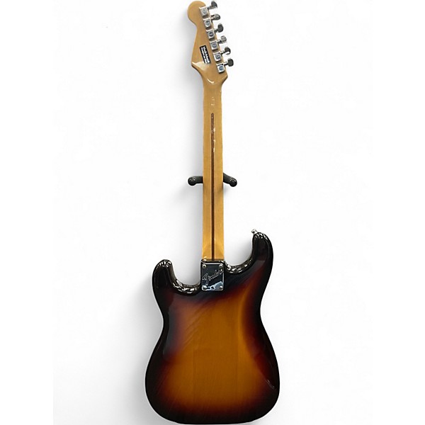 Vintage 1983 Fender DAN SMITH STRATOCASTER SUNBURST Solid Body Electric Guitar