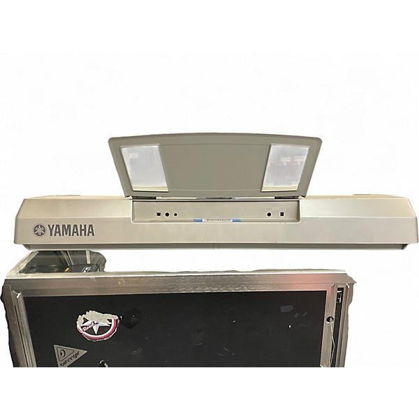 Used Yamaha DGX-305 Portable Keyboard