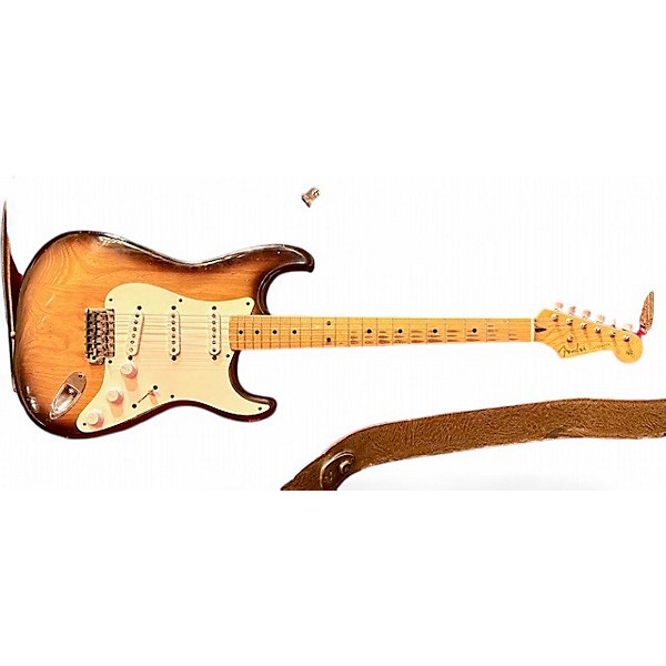 Vintage 1954 Fender Stratocaster Sunburst Solid Body Electric Guitar