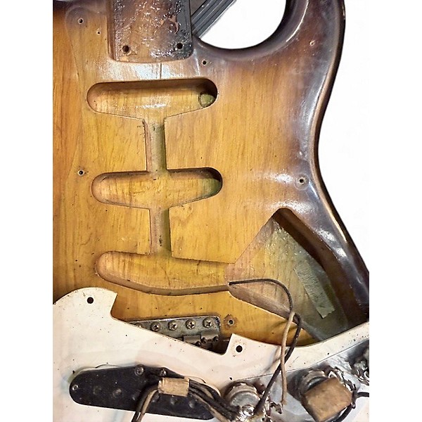 Vintage 1954 Fender Stratocaster Sunburst Solid Body Electric Guitar