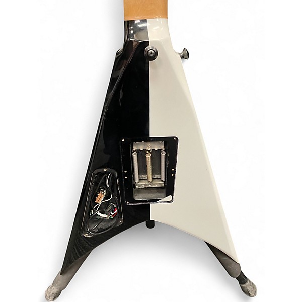 Used Jackson PRO SERIES KING V TWO FACE BLACK AND WHITE Solid Body Electric Guitar