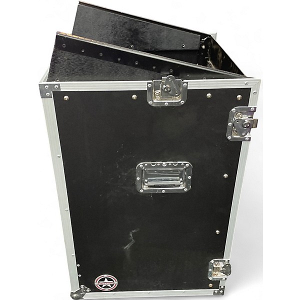 Used Roadrunner 12 Space Rackmount Case