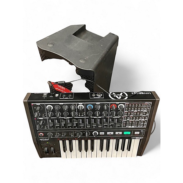 Used Arturia MINIBRUTE 2 Synthesizer