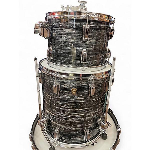 Used Ludwig 3 Piece Classic Maple black oyster Drum Kit