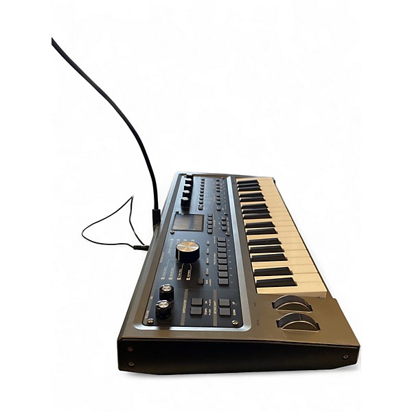 Used KORG microkorg2 Synthesizer
