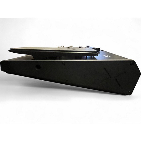 Used Line 6 Helix LT Effect Processor