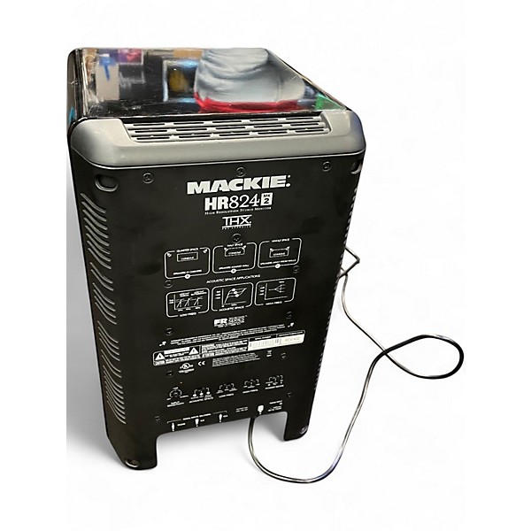 Used Mackie HR824 MKII Pair Powered Monitor