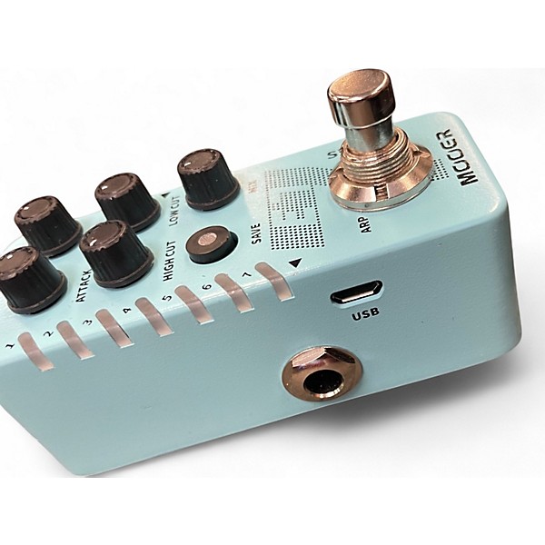 Used Mooer E7 Effect Pedal