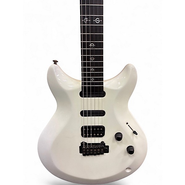 Used Yamaha AESFG White Solid Body Electric Guitar