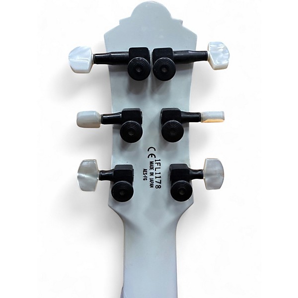 Used Yamaha AESFG White Solid Body Electric Guitar