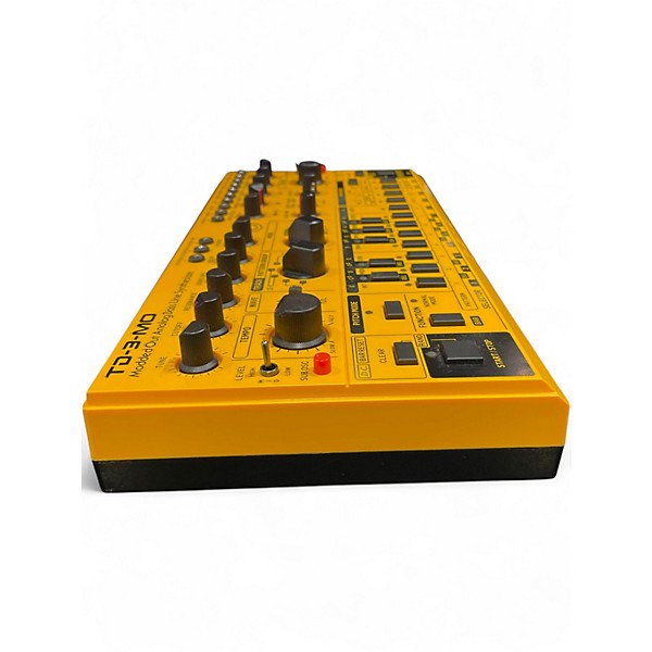Used Behringer TD-3-MO Synthesizer