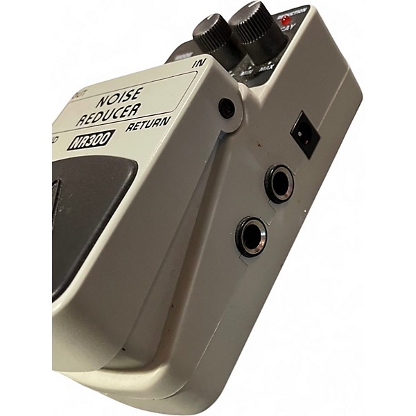 Used Behringer NR300 Noise Reduction Effect Pedal
