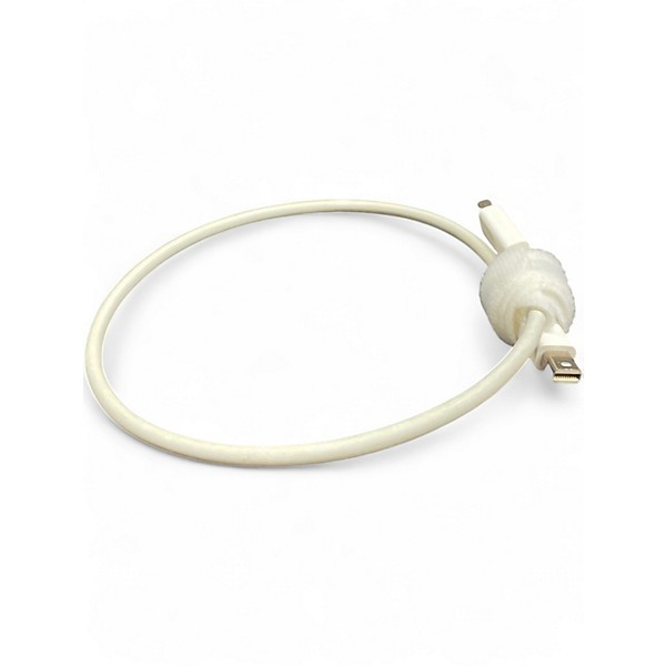 Used Apple  Thunderbolt 2 Cable (0.5 m)