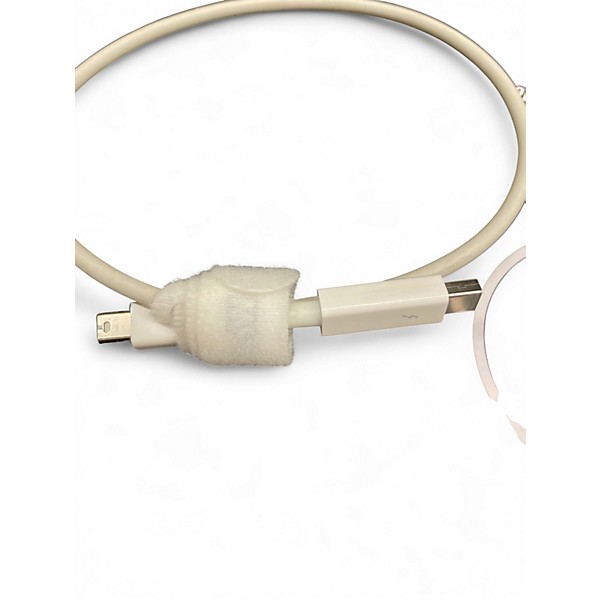 Used Apple  Thunderbolt 2 Cable (0.5 m)