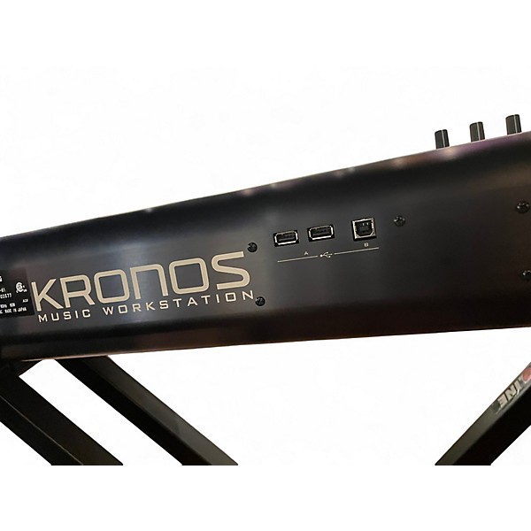 Used KORG Kronos 61 Key Keyboard Workstation