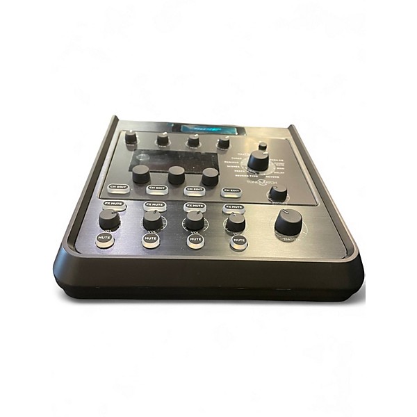 Used Bose T4s Tone match Digital Mixer