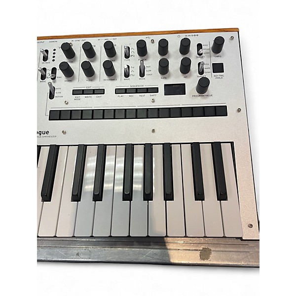 Used KORG MONOLOGUE Synthesizer