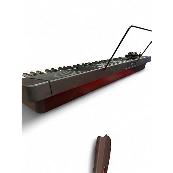 Used Alesis Bravo 61